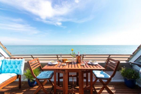 The Breakers - Sea Shell Apartment
